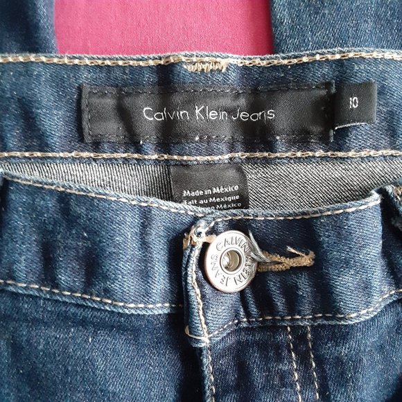 Women's Calvin Klein Blue Jean's, Size; 10 - Picture 3 of 4